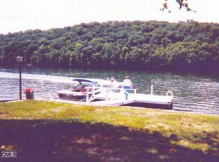 18 Chimney Point Rd, New Milford, CT 06776