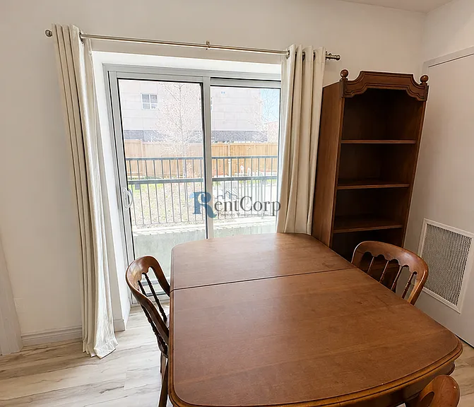 269 Sunview St #101 — Photo 10