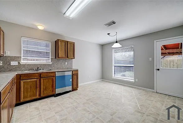 29119 Fox Fountain Ln — Photo 6