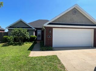 200 E Post Rd, Rogers, AR 72758