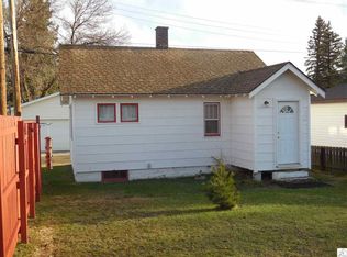 17 W White St, Ely, MN 55731