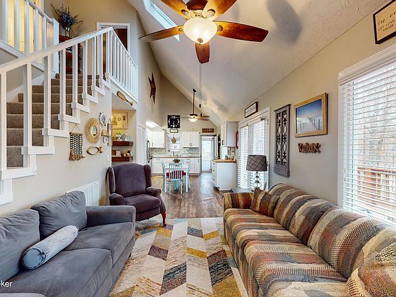 5th image of 506 Lake Forest Ln