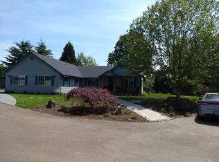 260 SW 7th St, Dundee, OR 97115