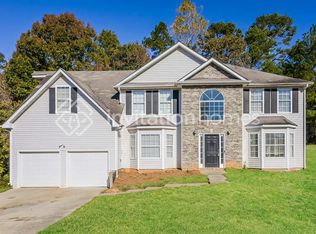 597 Lakewater View Dr, Stone Mountain, GA 30087