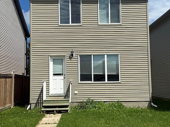 2nd image of 8305 Ellis Cres NW