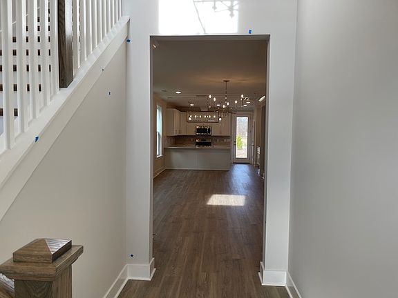 3rd image of 3526 Madrid Way