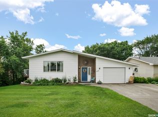 1005 10th St, Rosthern, SK S0K3R0