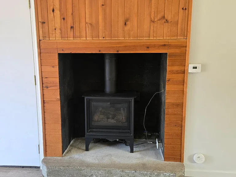 1909 E Saint Maries Ave — Photo 4