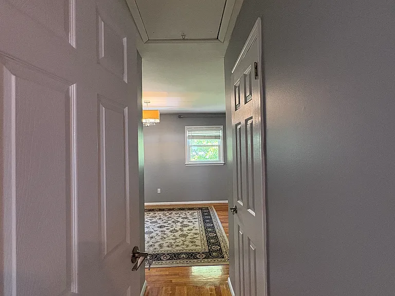 327 Chesterton Ave — Photo 14
