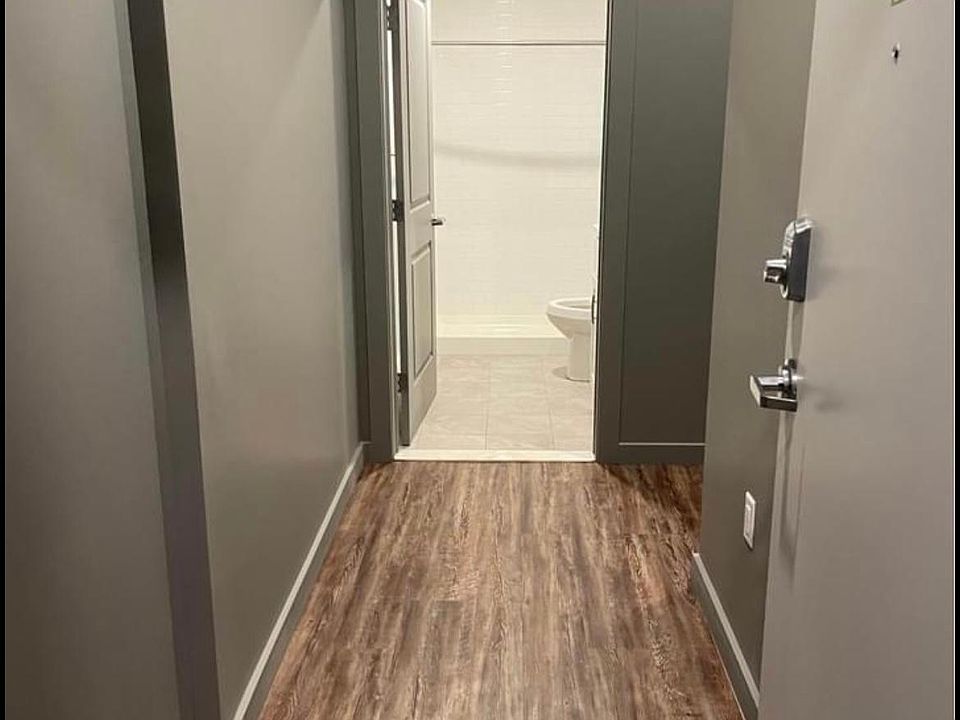 1st image of 415 S Clinton St #303