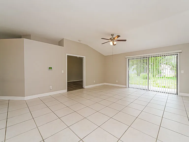 10119 Pink Carnation Ct — Photo 4