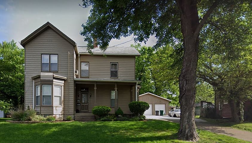1st image of 40 Ferndale Ave #2