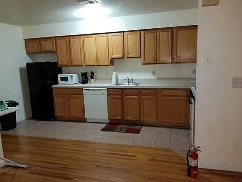 318 Magnolia Ave #2 — Photo 5