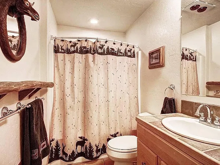 37 Isabelle Ct — Photo 26