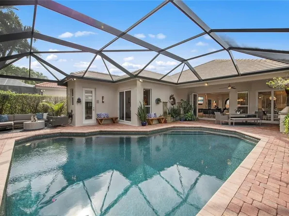 9166 Troon Lakes DR, NAPLES, FL 34109