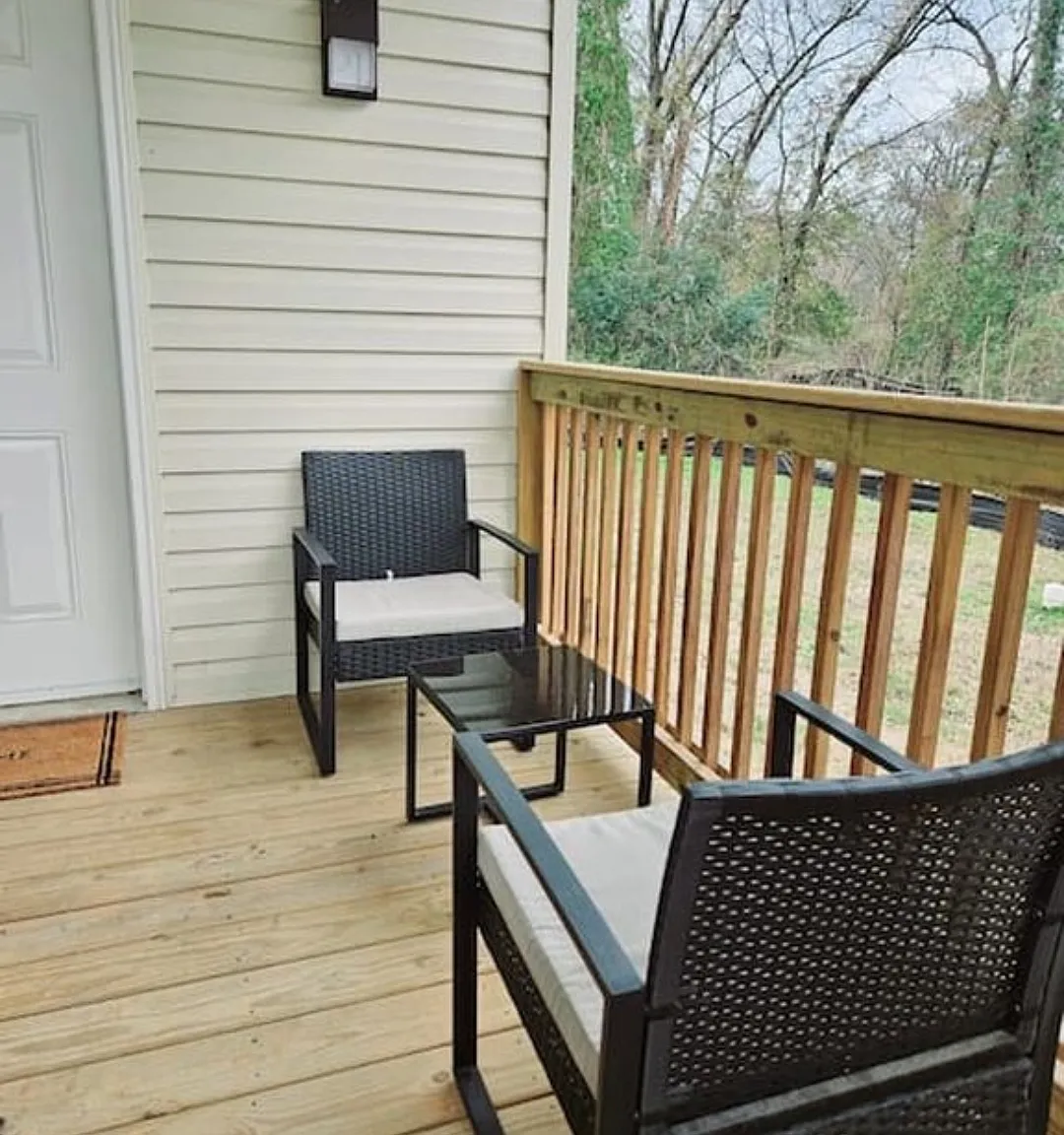 954 Joseph E Boone Blvd NW — Photo 1
