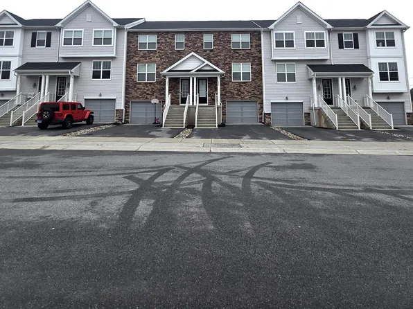 1800 Boulder Dr, Downingtown, PA 19335