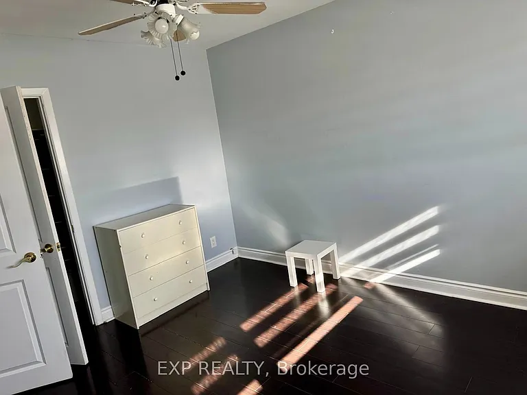 132 Brookhaven Dr #UPPER — Photo 7
