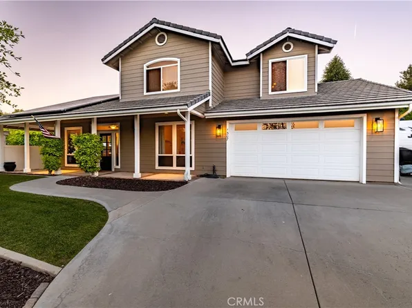 1307 Crown Way, Paso Robles, CA 93446