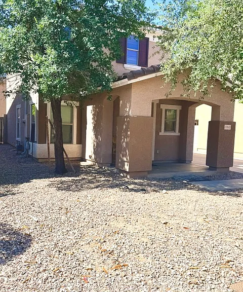 10949 W Pierson St — Photo 2