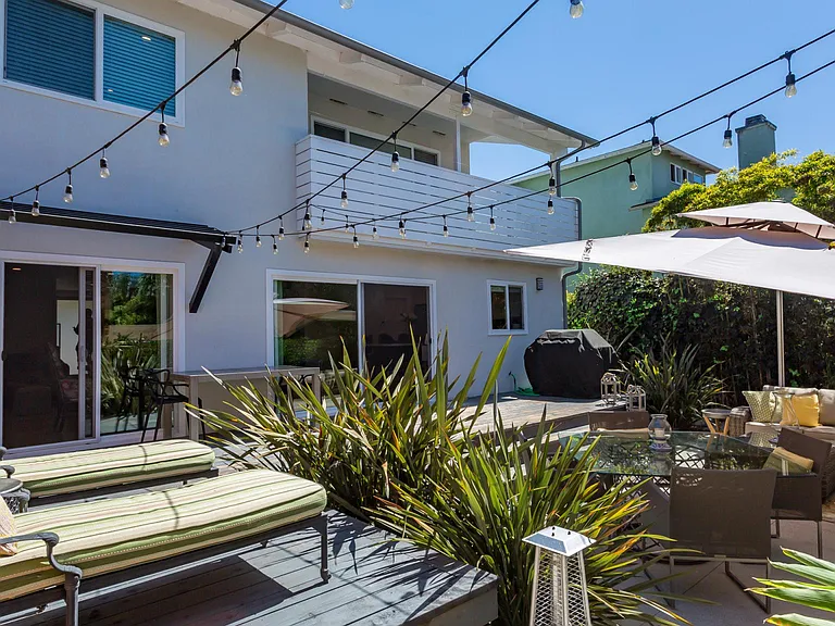 1092 Hygeia Ave — Photo 14