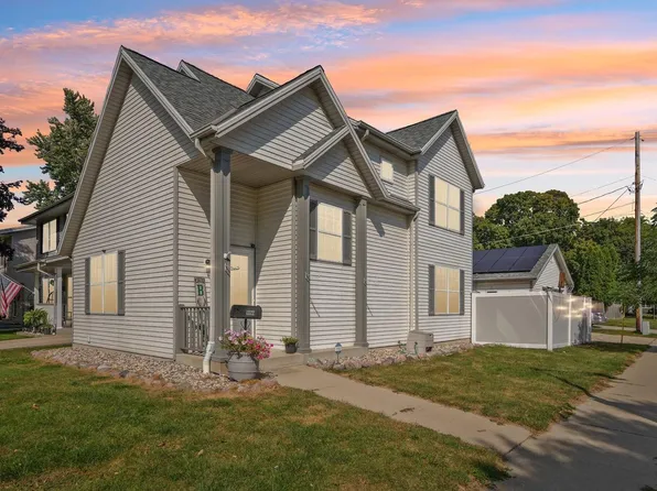 11122 West Washington STREET, West Allis, WI 53214