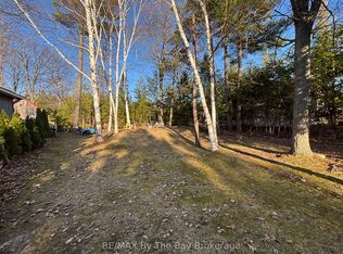 44 River Rd E, Wasaga Beach, ON L9Z 2L1