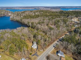 260 Ocean Point Rd, Boothbay Harbor, ME 04538