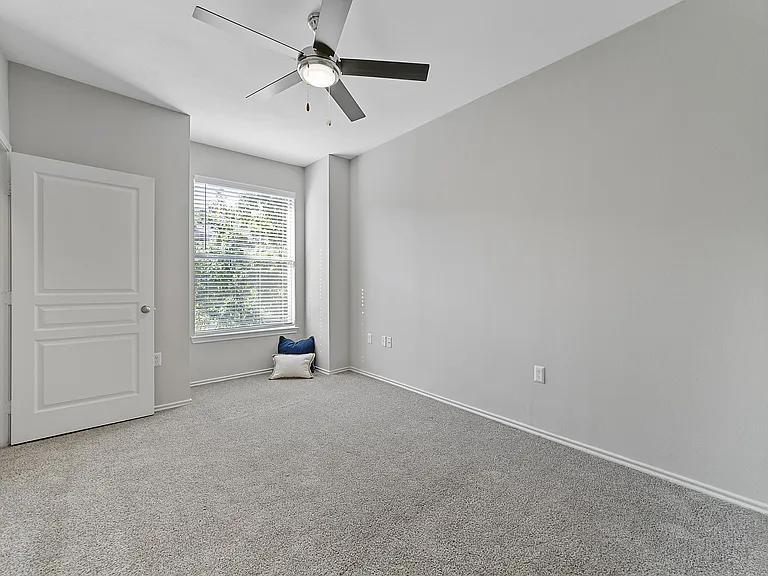 Reserve at White Rock — Photo 17