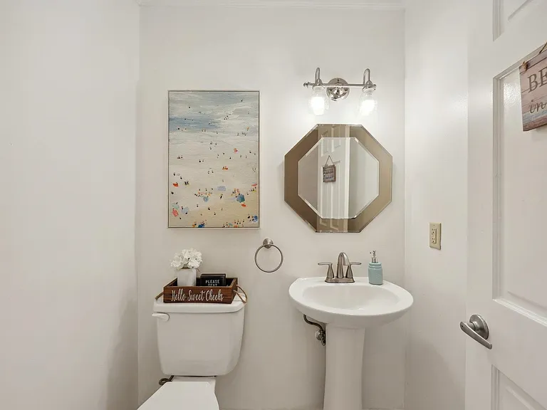 205 Shearwater Ct W #22 — Photo 6