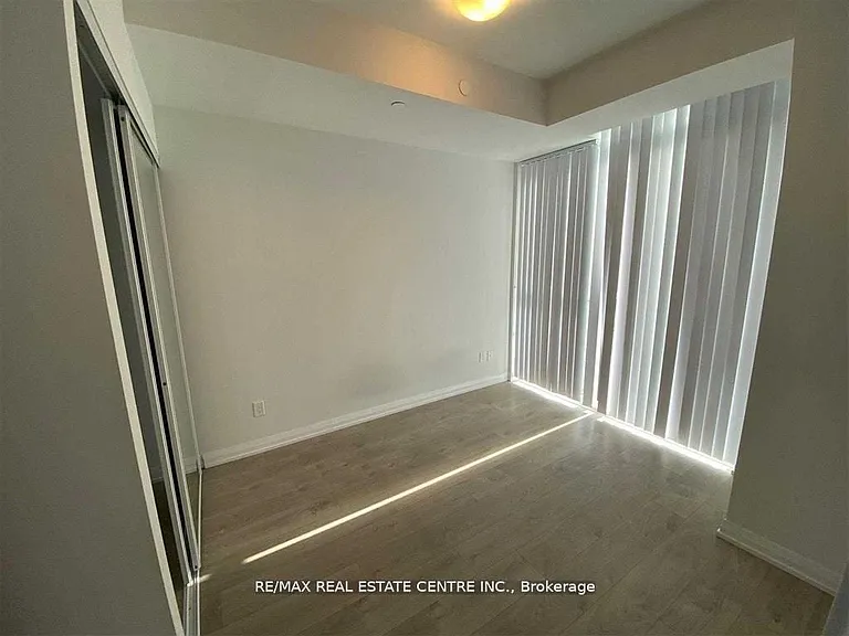 7895 Jane St E #2708 — Photo 11