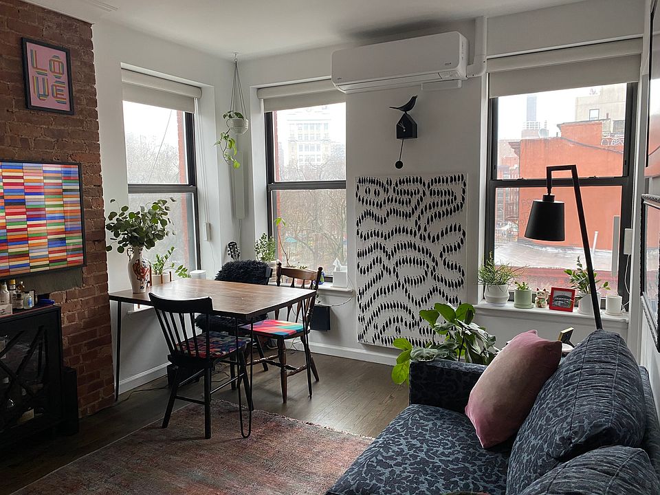1st image of 27 Essex St APT 5A