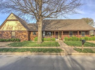 9802 N 109th Ave E, Owasso, OK 74055