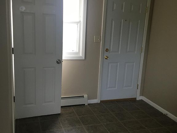 Side Entrance to Deck and yard