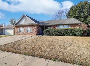 7613 Echo Hill Dr, Watauga, TX 76148