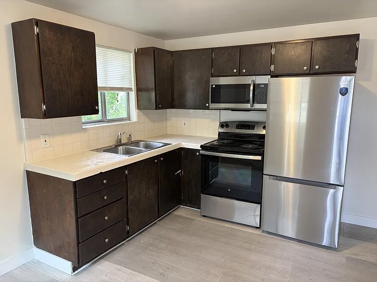 1549 W California Ave #B — Photo 2