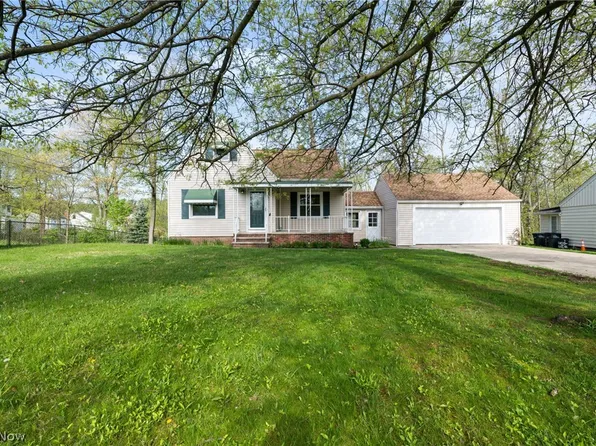 7480 Oval Dr, Independence, OH 44131