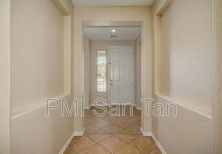 21319 E Alyssa Rd — Photo 10