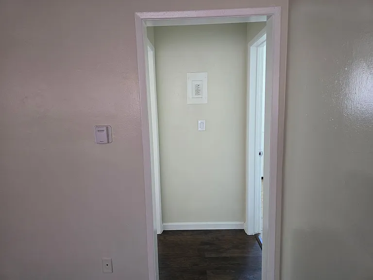 15425 Vanowen St. — Photo 5