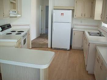 2nd image of 1070 E Palm Valley Dr