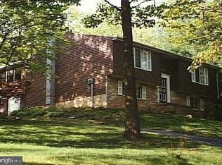 71 Chain Saw Rd, Dillsburg, PA 17019