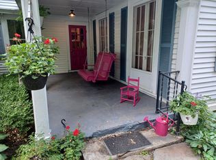 212 Main St, Lenox, MA 01240