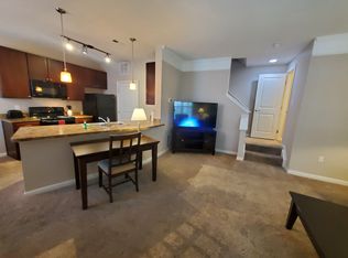 5090 Morse Rd #B, Columbus, OH 43230