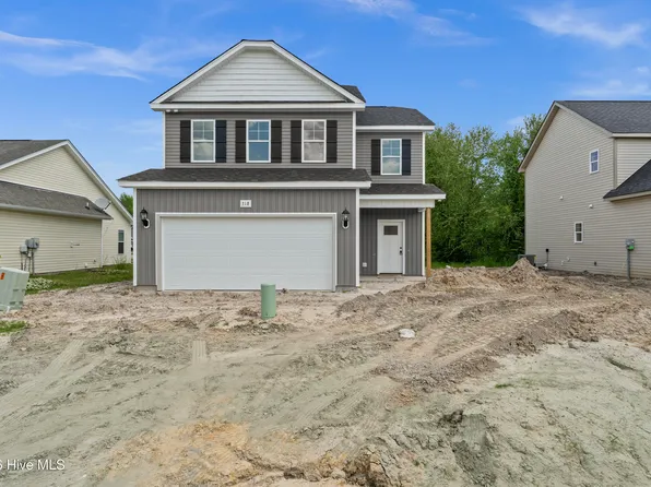 318 Hawks Bluff Drive, New Bern, NC 28560