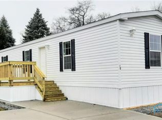 1048 N Main St #19, Bowling Green, OH 43402