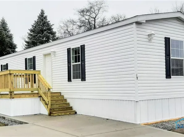 1048 N Main St #19, Bowling Green, OH 43402