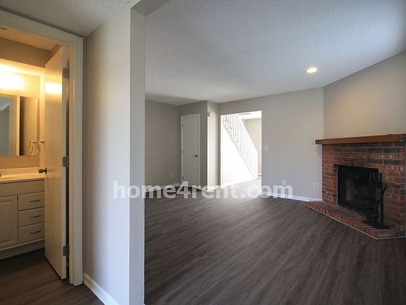 3rd image of 5623 NW 66th Ter