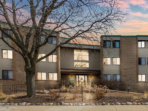 2nd image of 1855 Silver Bell Rd APT 321
