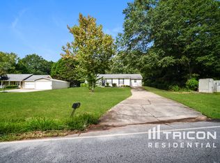 31 McGiboney Rd, Covington, GA 30016