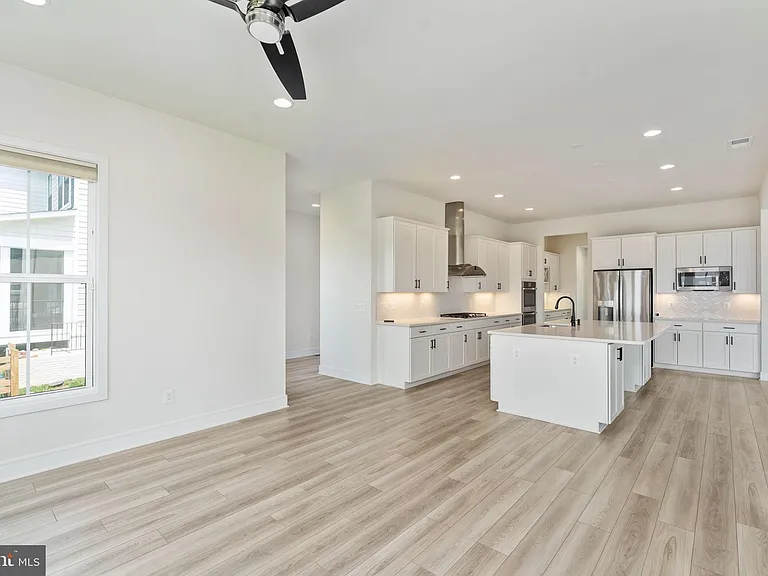 23747 Alton Ridge Pl — Photo 37